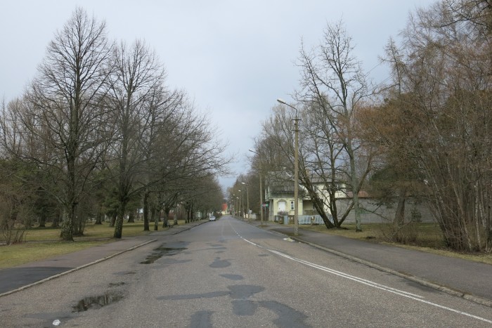 Pärnun keväinen katu